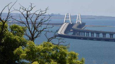 В Севастополе снова воздушная тревога и снова перекрыли Крымский мост