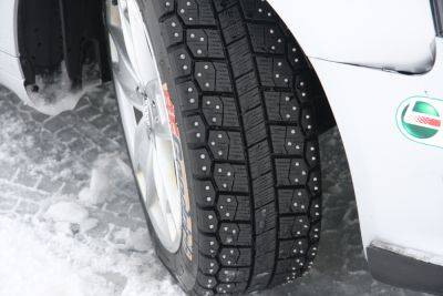 Проверьте, пока не поздно: как понять, что на ваших зимних шинах опасно ездить