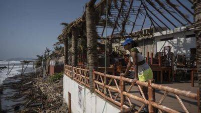 Ураган "Отис" нанёс Мексике астрономический ущерб