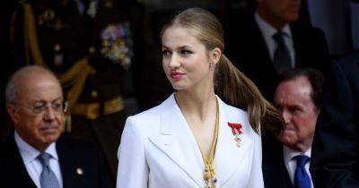 Будущая королева Испании присягнула на верность Конституции (фото, видео)