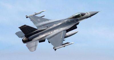 Достанут на 900 км: как самолеты F-16 изменят ситуацию на поле боя, — полковник ВСУ (видео)