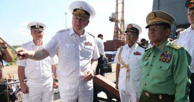 Сближение с хунтой: российский флот проводит военные учения с силами Мьянмы