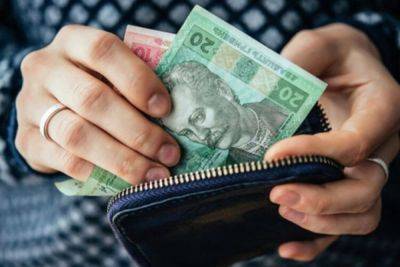 Выплата новых пенсий за ноябрь: почему не несут деньги - разъяснение ПФУ