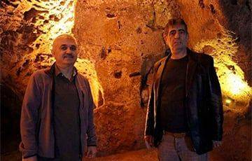 Турок под свои домом нашел древний подземный город