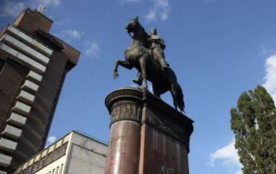 В Киеве разрешили демонтировать памятник Щорсу