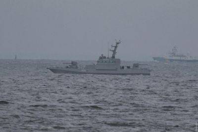 Новый удар по российскому флоту: подбиты сразу два борта с экипажем и техникой