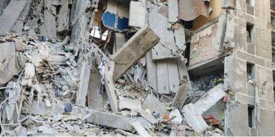 Из-под завалов многоэтажки в Авдеевке достали тела двух погибших — полиция