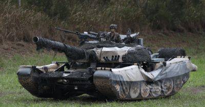 Армия США переделала Хамви под российский танк Т-72 (фото) - focus.ua - Россия - США - Украина - штат Гавайи