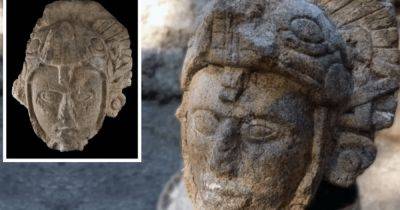 Тайны Чичен-Ицы: найдена скульптурная голова воина-змея цивилизации майя