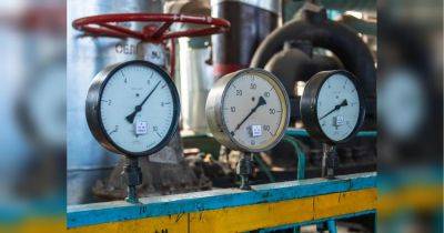 В четырех районах Киева отключили отопление и горячую воду: на каой срок и с чем это связано