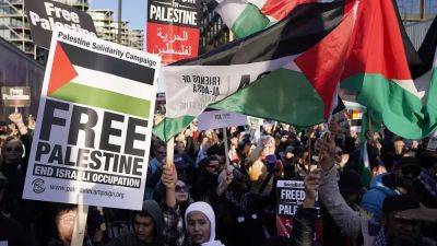 Тысячи человек на улицах европейских столиц с требованием прекратить огонь в Газе