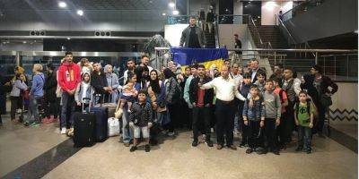 В Молдову прибыли эвакуированные из сектора Газы украинцы — фото