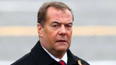 Даже Петросяна переплюнул: Медведев рассказал о вступлении Львова в НАТО