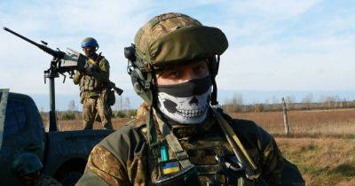 Силы обороны ликвидировали 800 российских оккупантов и 10 артсистем за сутки, - Генштаб