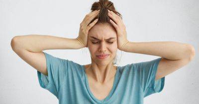 Питание и мигрень: 8 продуктов, которые могут спровоцировать сильные головные боли