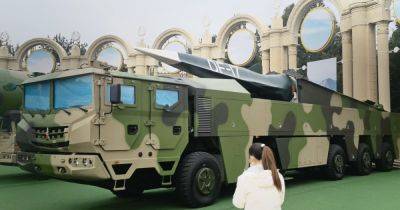 КНР и Тайвань строят ракеты, чтобы бомбить центры принятия решений друг друга, — СМИ