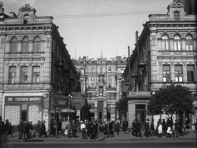 Киев в 1941 году – как выглядел Старый пассаж на Крещатике до подрыва – фото