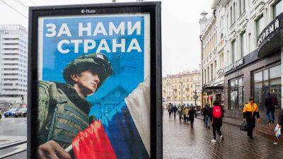 Жителя Тольятти отправили в колонию за кидание камней в плакаты о войне в Украине