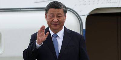 Си Цзиньпин впервые за шесть лет прибыл в США