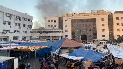 Израильские военные зашли на территорию больницы "Аль-Шифа" в Газе
