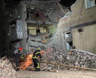 Удар по Селидово 15 ноября - погибла женщина, есть раненые и люди под завалами - фото