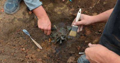 ​В Сербии археологи нашли оберег для дома в виде фаллоса – фото