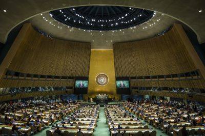 Совбез ООН принял резолюцию о срочном и продолжительном гуманитарном перемирии в Газе