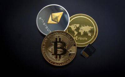 Crypto.com получила лицензию в Дубае, BlackRock обратилась в полицию из-за фейковой заявки XRP-ETF: что нового на рынке