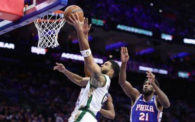 НБА: Михайлюк с Бостоном одолели Филадельфию, Сакраменто - Лейкерс