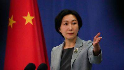 МИД Китая назвал ошибочными и безответственными слова Байдена о диктатуре Си