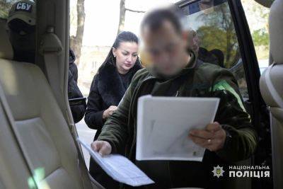 Криминал: в Одессе задержали регистратора-мошенника | Новости Одессы