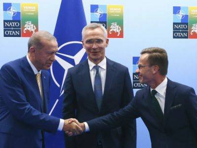 Турция откладывает принятие решения по заявке Швеции на членство в НАТО - unn.com.ua - Украина - Киев - Турция - Венгрия - Швеция - Анкара - Курдистан