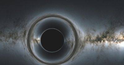 Комкает пространство-время: черная дыра в центре Млечного Пути "работает" на пределе (фото)