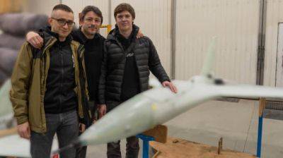 Притула показал один из сотни дронов-камикадзе "Морок", на которые собирали 170 млн