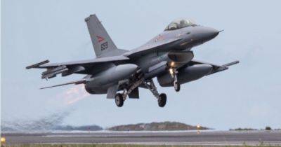 В США стартовала подготовка украинских пилотов на истребителях F-16, - Пентагон