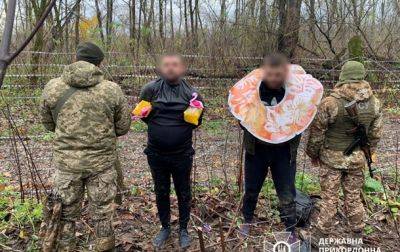 На Закарпатье поймали уклонистов с надувными фламинго и детским кругом - korrespondent.net - Россия - Украина - Румыния - Закарпатья