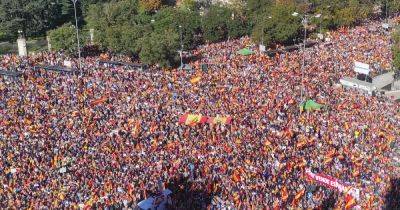 В Испании собрался рекордный антиправительственный протест против амнистии каталонских сепаратистов