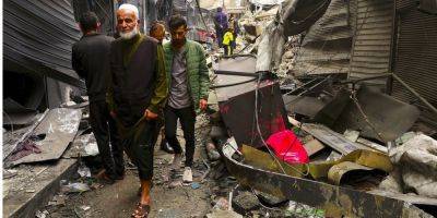 Население Газы начинает грабить склады ХАМАСа, которые уже никто не охраняет — журналист