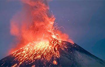 El Pais - В Мексике начал извергаться вулкан Попокатепетль - charter97.org - Белоруссия - Мексика