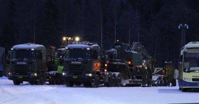 Финляндия стянула войска к границе с Россией: строится заграждение