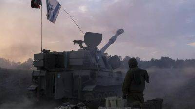 Израильские войска окружают Газу