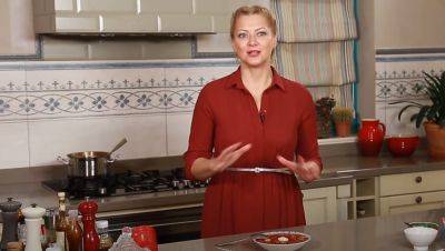 Татьяна Литвинова - Даже мяса не нужно: "Мастер Шеф" Литвинова дала рецепт невероятного борща с грибами - politeka.net - Украина