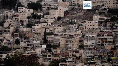 "Мы просто ждем бульдозера": репортаж Euronews из Восточного Иерусалима