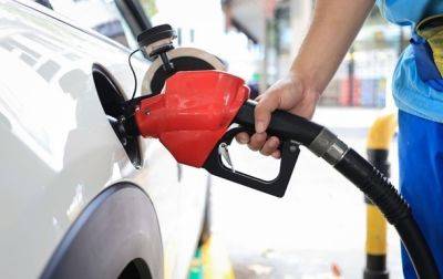 На АЗС снижаются цены на бензин и дизтопливо - korrespondent.net - Украина