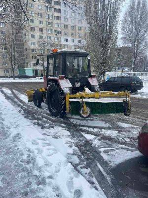 КВБО присоединился к уборке снега на улицах Харькова