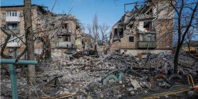 Россия ударила четырьмя ракетами возле больницы и по шахте в Донецкой области: есть жертвы, под завалами могут быть люди