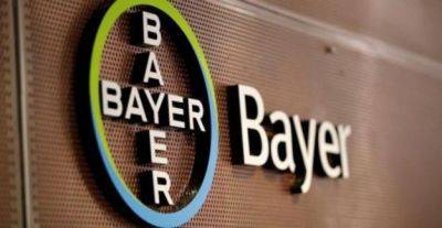 Суды и неудачные разработки: акции Bayer упали на рекордные 19%