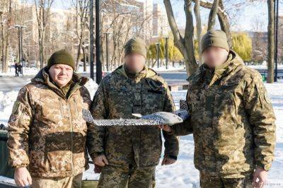 БПЛА передали бойцам, защищающим Харьковскую область от россиян