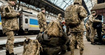 Мобилизация в Украине: в ГПСУ объяснили, как военным выехать за границу