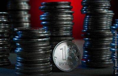 Рубль во вторник заметно укрепился к основным валютам